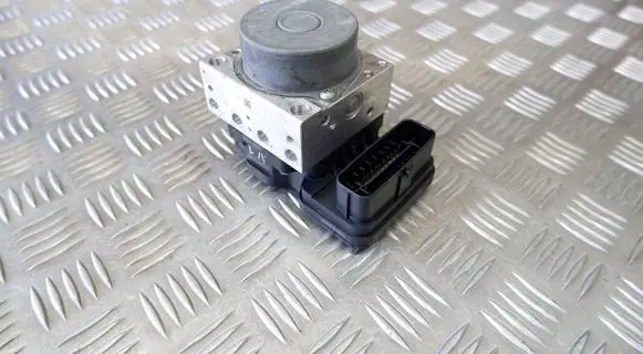 Toyota Prius (XW50) ABS Pump 4451047070
