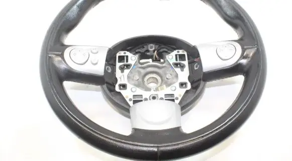 Mini One - Cooper Clubman R55 Steering wheel