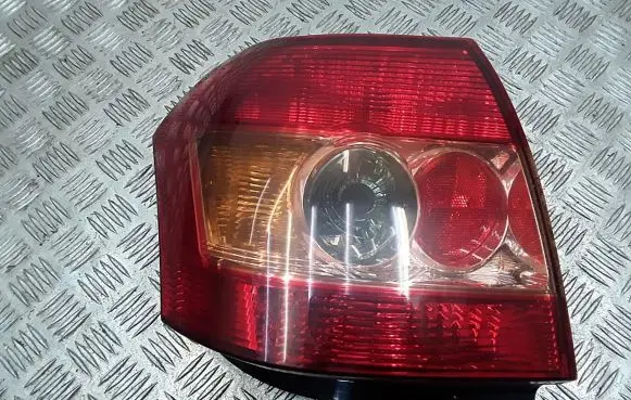 Toyota Corolla E120 E130 Rear/tail lights koito02100