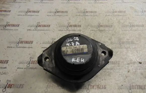 Mercedes-Benz GL X164 Engine mount bracket A2512403217