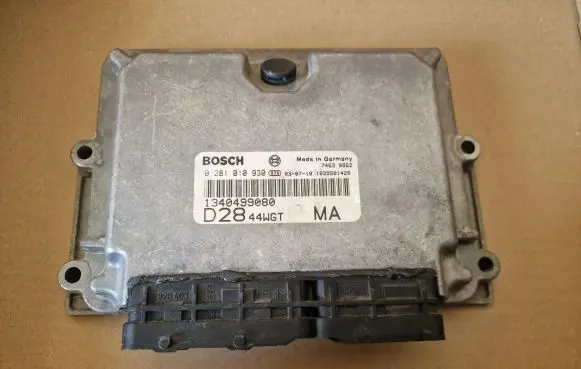 Peugeot Boxer Engine control unit/module 0281010930