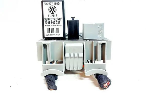 Volkswagen Touareg I Fuse box set 7L0937503A 7L6907160D