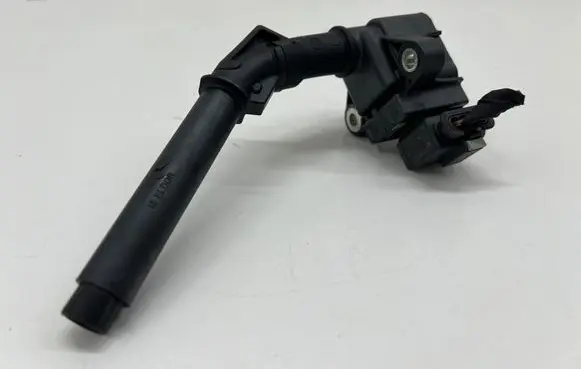 Mercedes-Benz CLA C118 X118 High voltage ignition coil A2829062100