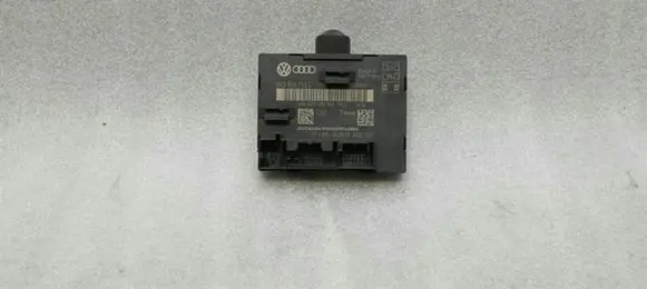 Audi S5 Door control unit/module 8K0959795E
