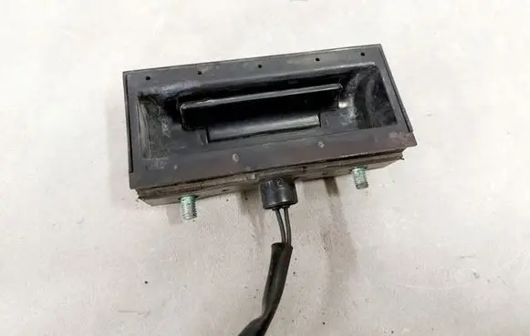 Mitsubishi Endeavor Tailgate/trunk/boot open switch 
