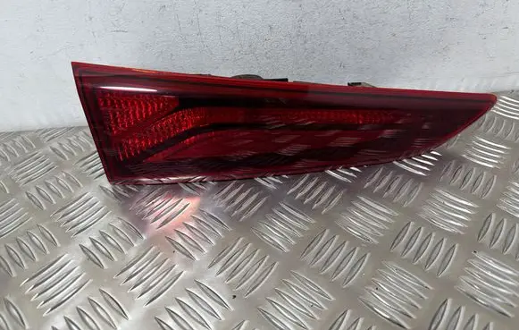 Hyundai Kona I Tailgate rear/tail lights 92403J90