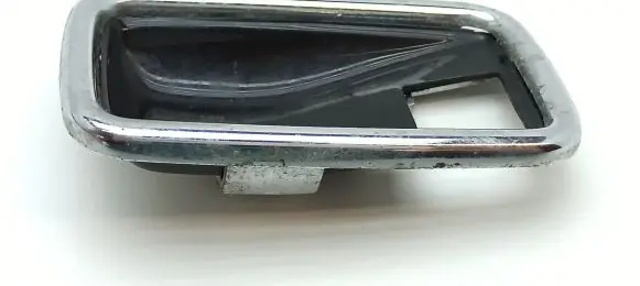 Mercedes-Benz 250 280 C CE W114 Front door handle cover 1087660611