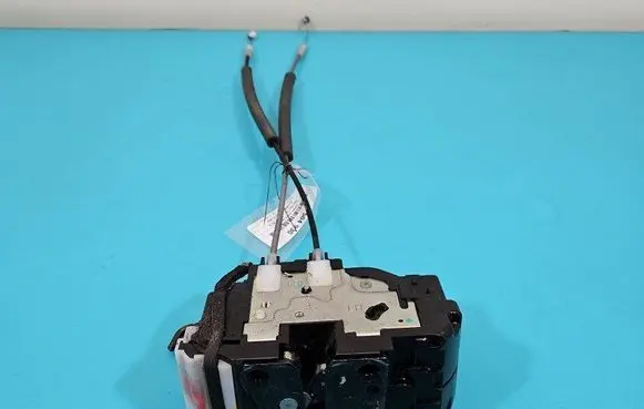 Hyundai i20 (PB PBT) Front door lock IMPRK1504930