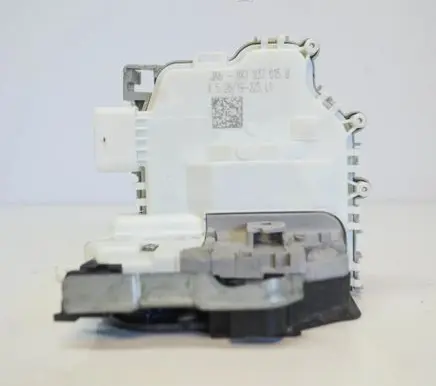 Audi A3 S3 8V Coupe door lock (next to the handle) 8X2837015B