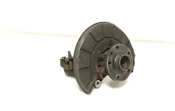 Volkswagen Tiguan Front wheel hub