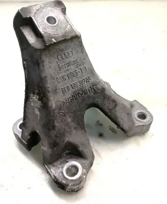 Audi A4 S4 B7 8E 8H Engine mounting bracket 8E0199307AB