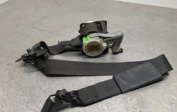 KIA Venga Front seatbelt 046065 5587STW080