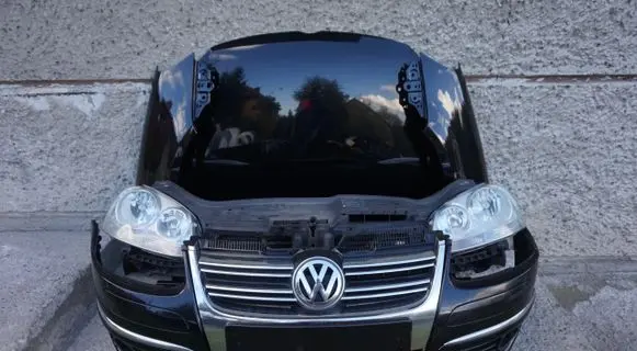 Volkswagen Golf V Front piece kit 