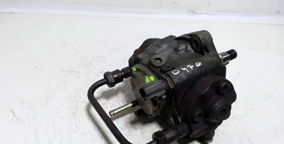 Toyota Avensis T250 Fuel injection high pressure pump 221000G010 HU2940000101