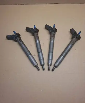 Hyundai ix35 Fuel injector 338002F000 110804 K6MBF1ECC7