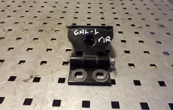 BMW X3 E83 Rear door upper hinge 3402819