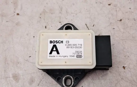 Toyota Verso ESP acceleration yaw rate sensor 0265005719 8918305030
