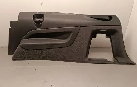 Trunk/boot side trim panel