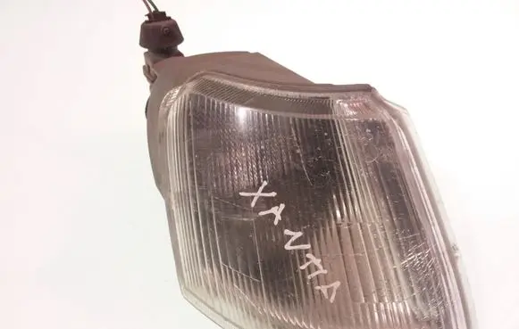 Citroen Xantia Front indicator light AX01986