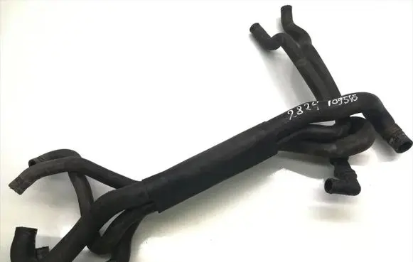 Audi A8 S8 D3 4E Engine coolant pipe/hose