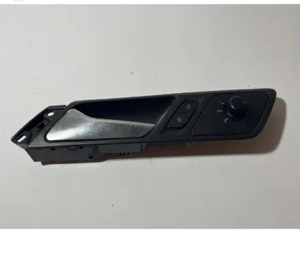 Volkswagen Jetta VI Front door interior handle 5C7837113 30275861