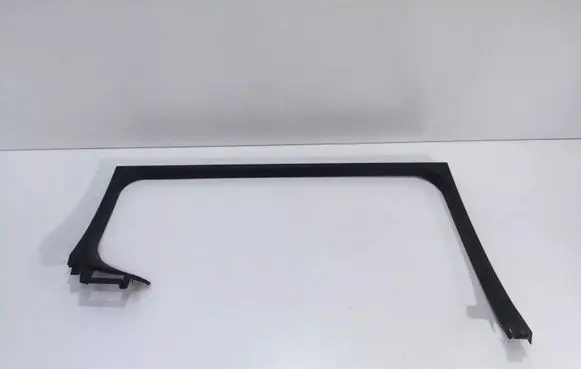 Nissan Leaf II (ZE1) Rear door window/glass frame 822D55SL2A