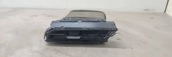 Toyota Highlander XU70 Dashboard side air vent grill/cover trim 556600E090 055641E090 1323