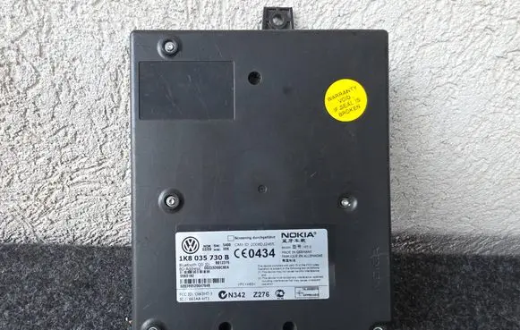Volkswagen Golf VI Bluetooth control unit module 1K8035730B