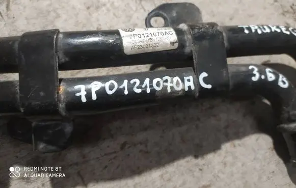 Volkswagen Touareg II Engine coolant pipe/hose 7P0121070AC AF23001302