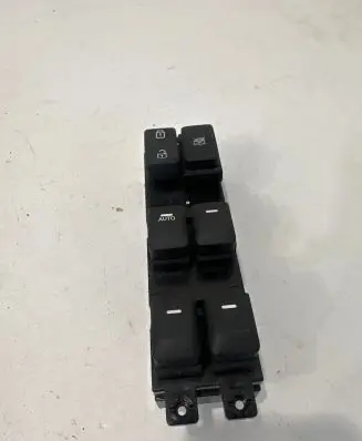 KIA Picanto Electric window control switch 4974911210 49749B1000 935701Y500