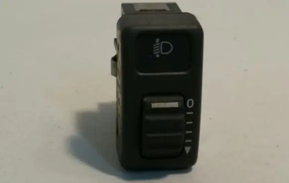 Volvo S70 V70 V70 XC Headlight level height control switch 9162960