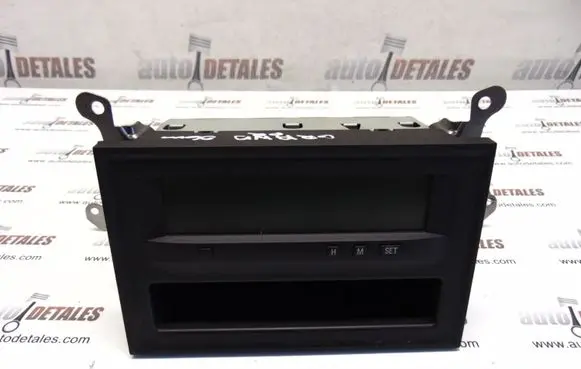 Mitsubishi Grandis Screen/display/small screen MN141366VB