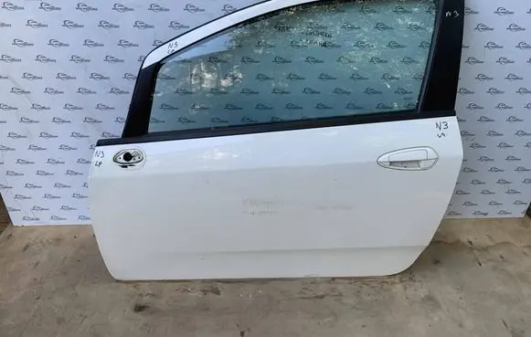 Door (2 Door Coupe)