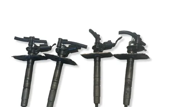 Volkswagen Tiguan Fuel injectors set 03L130277 0445116030