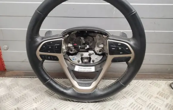 Jeep Grand Cherokee Steering wheel P1WE233X9AK