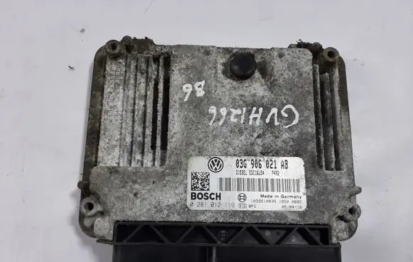 Volkswagen PASSAT B6 Engine control unit/module 03G906021AB