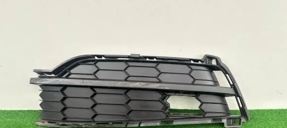 Skoda Karoq Front bumper lower grill 57A807367
