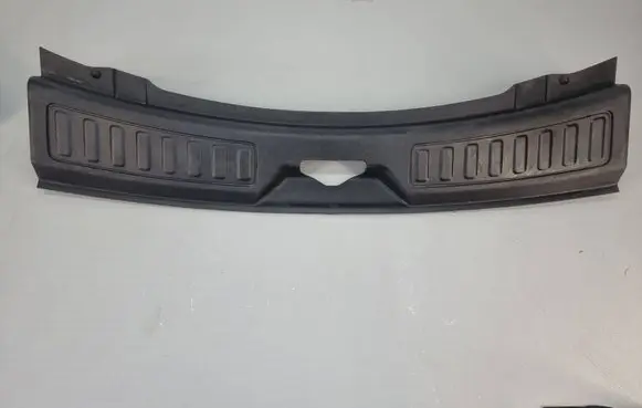 Land Rover Discovery Sport Trunk/boot sill cover protection FK72113A10A