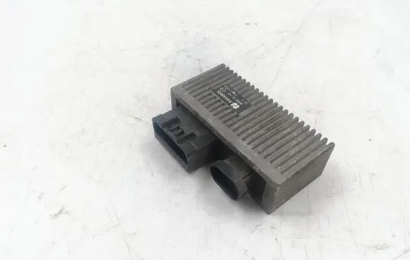 Renault Scenic I Glow plug pre-heat relay 7700111525