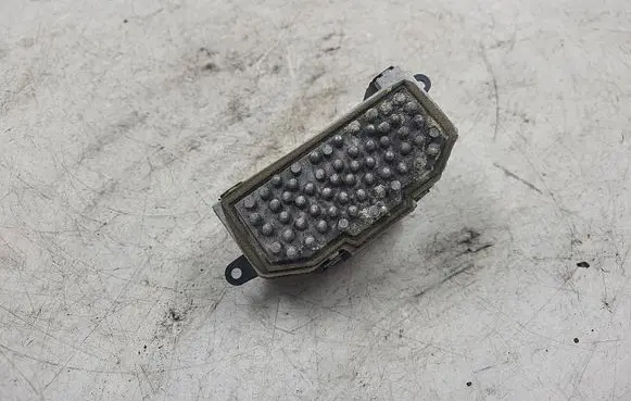 Audi A4 S4 B8 8K Heater blower motor/fan resistor 8K0820521