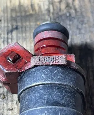 Mitsubishi Space Star Fuel injector 9050158