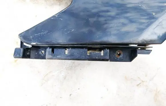BMW 7 E65 E66 Front bumper mounting bracket