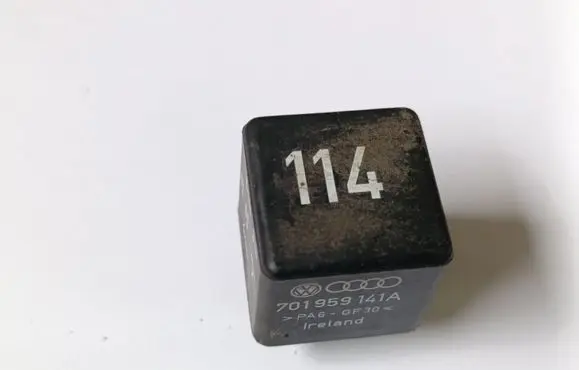 Volkswagen Sharan Other relay 701959141A
