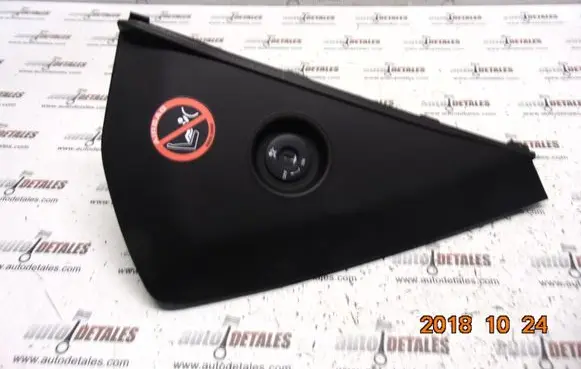 Nissan Qashqai Dashboard side end trim 68498JD900