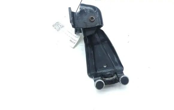 Mercedes-Benz Vito Viano W639 Sliding door middle roller runner A6397600300