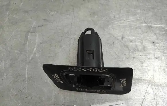 Volvo XC60 Headlight washer nozzle holder 32234939