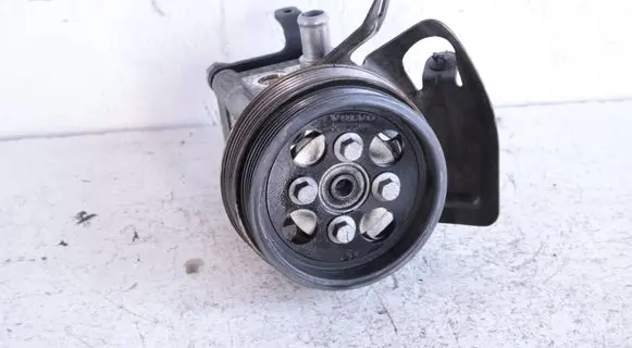 Volvo XC60 Power steering pump 31280320 7613955164
