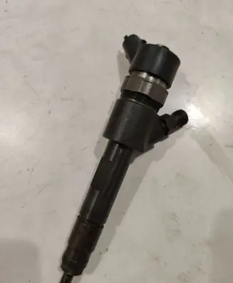 Renault Scenic II - Grand scenic II Fuel injector 0445110230 8200389369