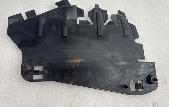 Citroen C3 Intercooler air guide/duct channel 9680098480
