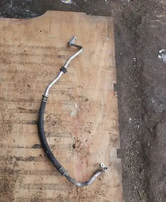Subaru Outback Air conditioning (A/C) pipe/hose